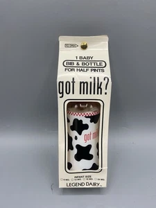 Neu Vintage Got Milk? Babyflasche & Lätzchen mit Kuhmotiv 8 Unzen Legend Dairy halbe Pints - Bild 1 von 14