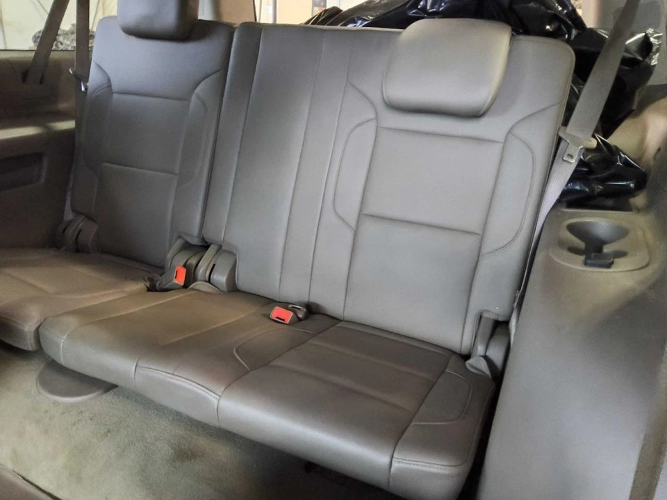 Suburban 1500 2016 Rear Third Row Seat 662366 Foto 1 de 1