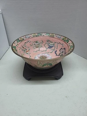 Horno Imperial Dinastía Qing Tongzhi Pintado a Mano Familia Rosa Budismo Cuenco Foto 1 de 4