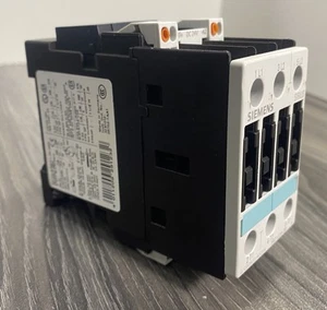 Siemens 3RT1026-3B..0 3RT1026-3BB40 25A 3-P Motor Arrancador Contactor Bobina 24VDC - Imagen 1 de 10