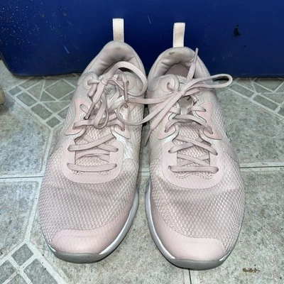 pink nike comfort footbed 6.5 womens tennis shoes - Image 1 of 4