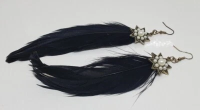 Pendientes de plumas vintage de perlas sintéticas tono plata estrella perforada multipiedra 5,5" Foto 1 de 4