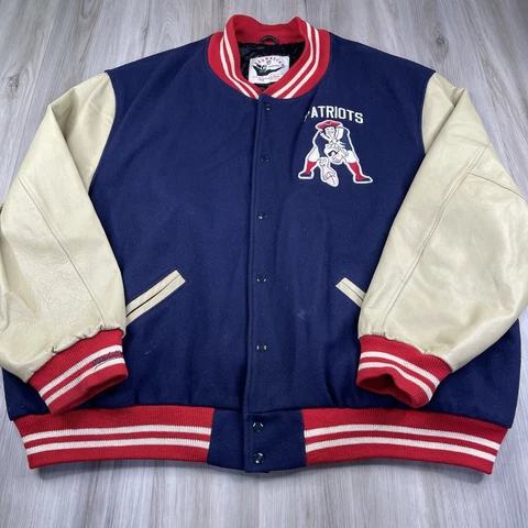 Vintage MITCHELL & NESS Throwback 1960 Boston Patriots Varsity Jacket Size 64 Cover