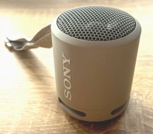 Sony SRS-XB13 Tragbarer Lautsprecher - Schwarz - Bild 1 von 6