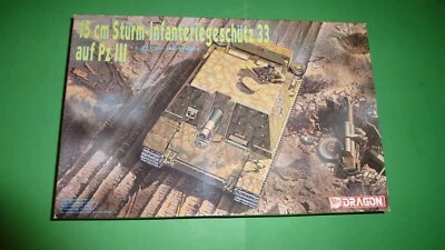 1/35 15cm Sturm-infanteriegeschutz 33 Dragon 6042 - Immagine 1 di 4