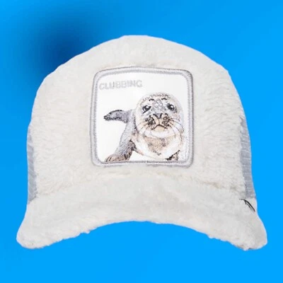 Goorin Bros The Farm Trucker BREAKING THE SEAL CLUBBING Piel sintética blanca Friday Foto 1 de 4