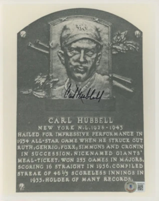 Carl Hubbell Signed 8x10 Photo (Beckett) - Image 1 of 2