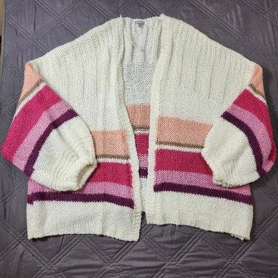 Suéter Cárdigan Tejido Grande Charlotte Russe XL Blanco Rosa Informal Manga Abullonada Foto 1 de 4