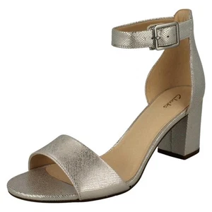 Clarks Mujer Sandalias de Tacón - Deva Mae - Imagen 1 de 46