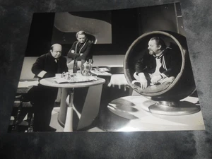 The Prisoner Patrick McGoohan 8x10 Still Photo Portmeirion Chimes - Picture 1 of 1