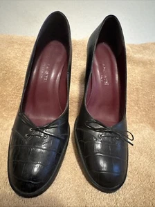 A Giannetti Woman’s High Heels Size 7 Used - Picture 1 of 6