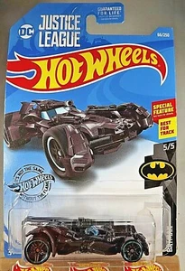 2019 Hot Wheels #66 Batman 5/5 JUSTICE LEAGUE BATMOBILE Dark Brown w/Pr5SpBluRim - Picture 1 of 4