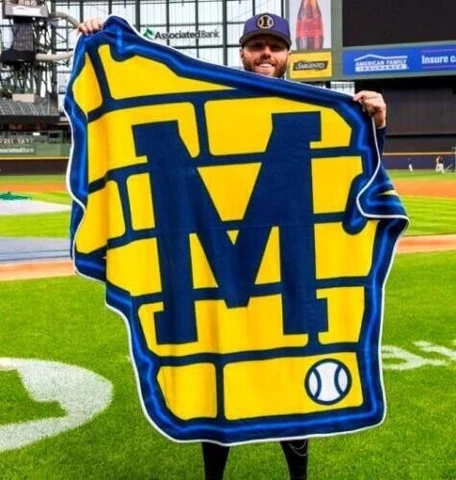 NEW - MILWAUKEE BREWERS WISCONSIN STATE SHAPED BLANKET 4-28-23 THEME NIGHT SGA Cover
