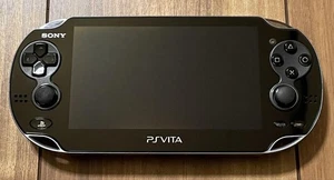 Playstation vita 3G / Wi-Fi model CRISTAL BLACK PCH-1100 japan 1000 series *2 - Picture 1 of 6