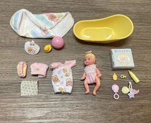 Vtg Krissy Barbie Baby Sister Scrub A Dub Dub Bath Time w/15 Accessories Clothes - Picture 1 of 22