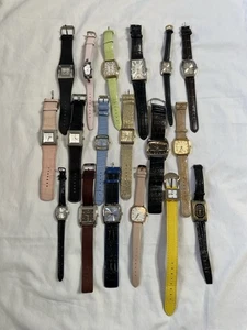 Lote 18 relojes cuadrados rectangulares para mujer incluyendo DKNY Kenneth Cole Nine West - Imagen 1 de 19