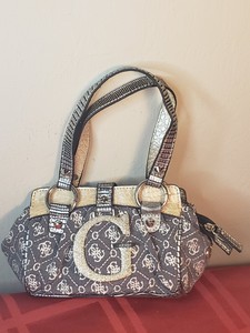 real guess bag