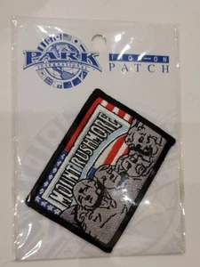 Mount Rushmore South Dakota American Flag Embroidered Iron-on Patch Park Int Mip - Picture 1 of 8