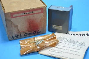 NEW HONEYWELL, C7031D 1021, MOISTURE PROFFED SENSOR, NEW IN FACTORY BOX - Picture 1 of 9