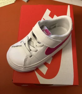 Kleinkind Nike Court Legacy Schuh Größe 6c weiß/lazer fuchia - Bild 1 von 5