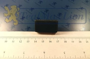 Butée caoutchouc garniture de tôle de coussin de siège AV Peugeot 504 cc M1975-> - Picture 1 of 4