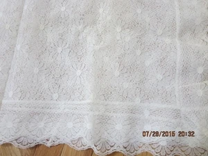 VINTAGE LACE CREAM TABLECLOTH--70" X 90"--SCALLOPED EDGE---#T 11-12 - Picture 1 of 24