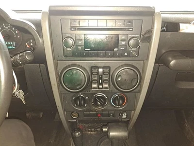 Control de temperatura/calentador/aire acondicionado Wrangler Sku #4246452 2009 Foto 1 de 4