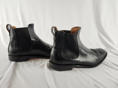 EXCELENTES Botas Chelsea Allen Edmonds LIVERPOOL Cuero Negro 11.5 D Gama Alta Foto 1 de 4