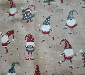 Canvas Stoff mit Weihnachtswichtel / 2 - Bild 1 von 4