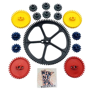 15 Knex Gears Black & Yellow Crown Med & Small K'nex Education Parts - Picture 1 of 3