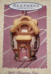 1996 Hallmark Easter Apple Blossom Lane "Bunny's House" Ornament #2 - Picture 1 of 7