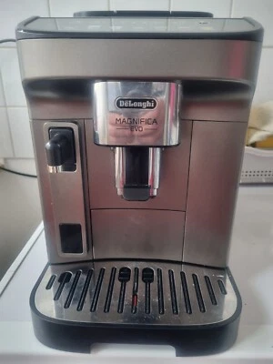 De'Longhi ECAM 290.81.TB Magnifica Evo Milk Kaffeevollautomat - Titanium Schwarz - Bild 1 von 2