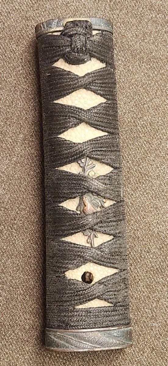 古い江戸期の刀の柄 古い江戸期の刀の柄 古い江戸期の刀の柄 61ARN77VDZL._UF350,350_QL50_.jpg