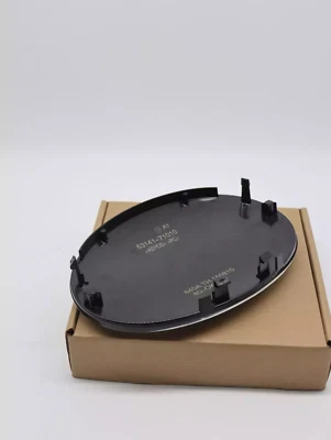 Toyota Front Grille Emblems  Tacoma Tundra 2017-2018 US - Image 1 of 2