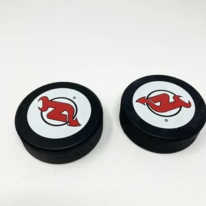 New Jersey Devils Vintage '90s NHL Hockey Puck Official Lindsay - Imagen 1 de 3