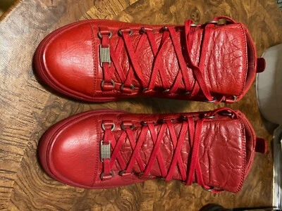 Красная арена balenciaga без коробки размер 39 бывшая в употреблении  - Изображение 1 из 4