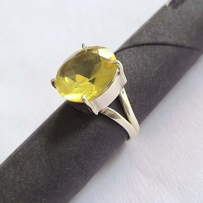 Hermoso anillo hecho a mano de cuarzo limón talla 8 talla 8 Foto 1 de 4