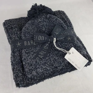 Barefoot Dreams CozyChic Bommelmütze & Schal Set Carbon Schwarz NEU weich warm - Bild 1 von 4