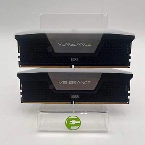 Corsair Vengeance RGB Pro 32 GB (2x16 GB) RAM DDR5 6000 MHz CMH32GX5M2B6000C36 kit - Foto 1 di 2