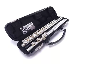 Reconditioned Yamaha Advantage 200ADII (222) Student Beginner Flute +Warranty - Picture 1 of 8