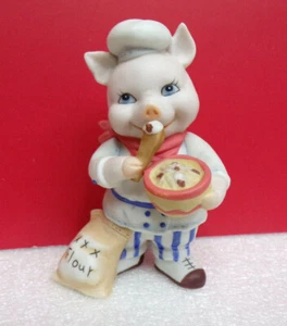 Bronson BAKER Piglet Piggy Sri Lanka Porcelain Ceramic Figurine - Picture 1 of 4