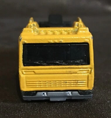 matchbox 2005 Mattel fire engine 2006 MB 698 collectible diecast free shipping! - Image 1 of 4