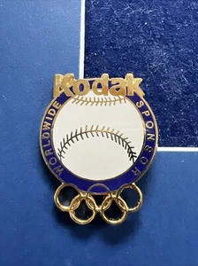 Prendedores de béisbol Kodak de los Juegos Olímpicos de Atlanta 1996 patrocinador mundial Atlanta vintage - Imagen 1 de 7