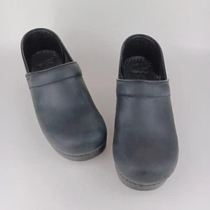 Dansko Professional Clog Shoes Women's Black Leather Slip On - EU 39 (US 8.5-9) - Picture 1 of 10