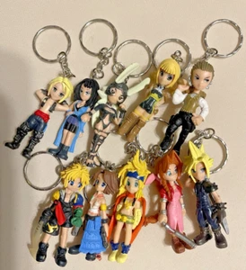 Final Fantasy XII Llavero Figura Dijes Anime Raro 10 Llaveros - Imagen 1 de 10