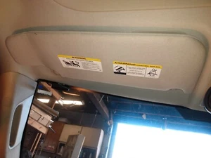 SUNVISORS O6 JEEP COMMANDER FRONT TRIM CODE SLD1 CHRYSLER MOPAR SUN VISORS - Picture 1 of 5