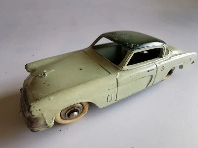 Miniature Dinky Toys Studebaker Commander. 24Y. - Photo 1/4
