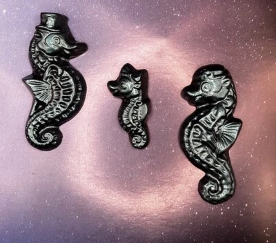 Vtg MCM Set of Three Ceramic Seahorse Wall Hanging Decor Fish Iridescent Blue - Image 1 of 4