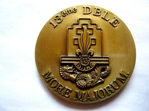 INSIGNE LEGION ETRANGERE 13° DBLE MORE MAJORUM (COIN 35MM) BRONZE - Picture 1 of 2