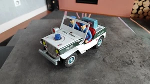 1/16 DAIYA JAPAN P-215 JEEP POLIZEI PATROL 152 TOLE BATTERY TBE - Foto 1 di 7